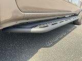 Dominator Xtreme D6 SideSteps W/ Mounting Bracket Kit Text. 2005-2026 Nissan Frontier Go Rhino
