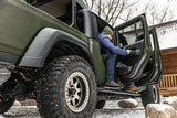 Dominator Xtreme DSS SideSteps With Mounting Bracket Kit Textured Black 2020-2025 Jeep Gladiator Go Rhino
